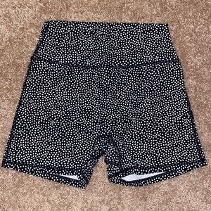 Buff Bunny Legacy Short